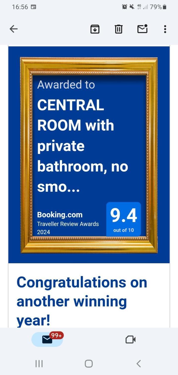 Central Room With Private Bathroom, No Smoking Palau Exterior foto